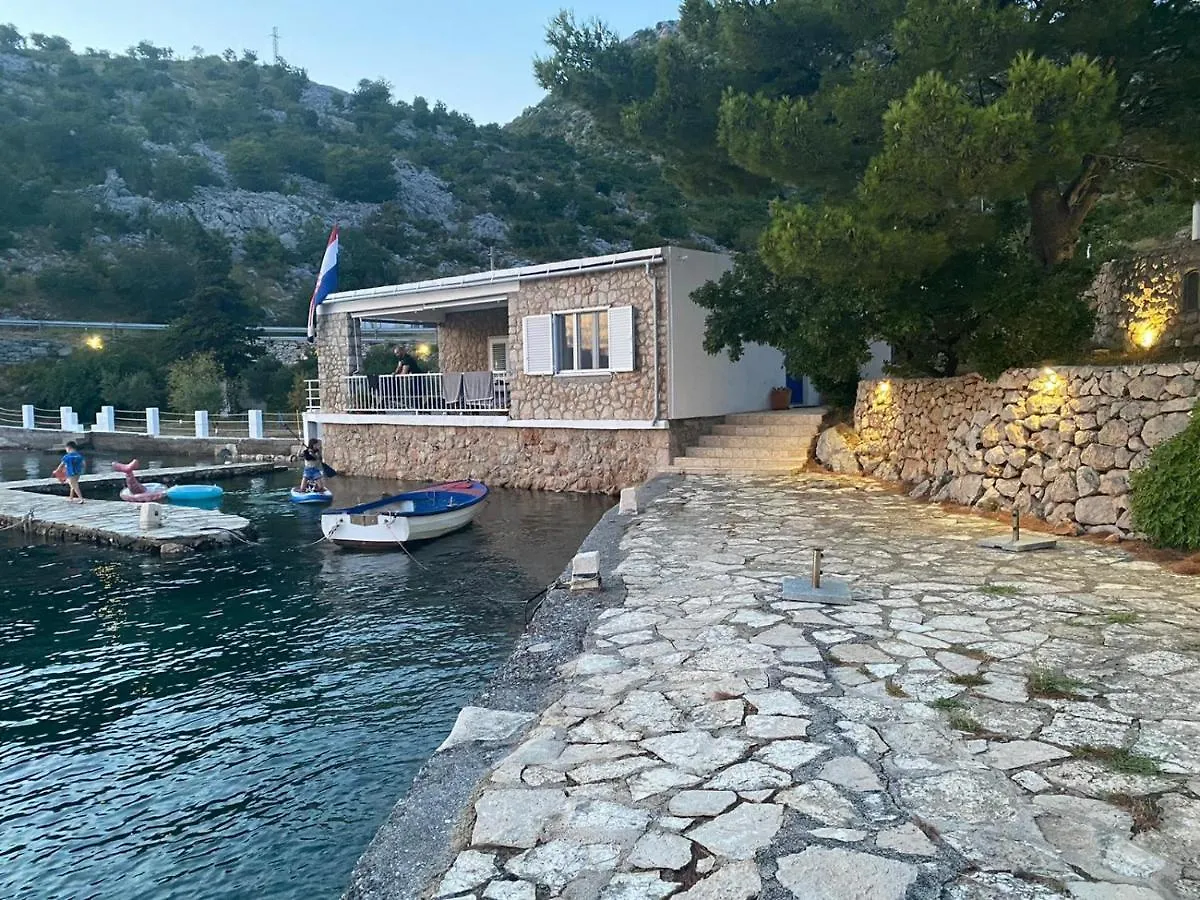 Villa Kuca Za Odmor Jelena Starigrad Paklenica Kroatien