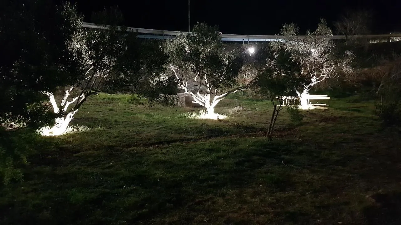 Villa Kuca Za Odmor Jelena Starigrad Paklenica 0*,  Kroatien