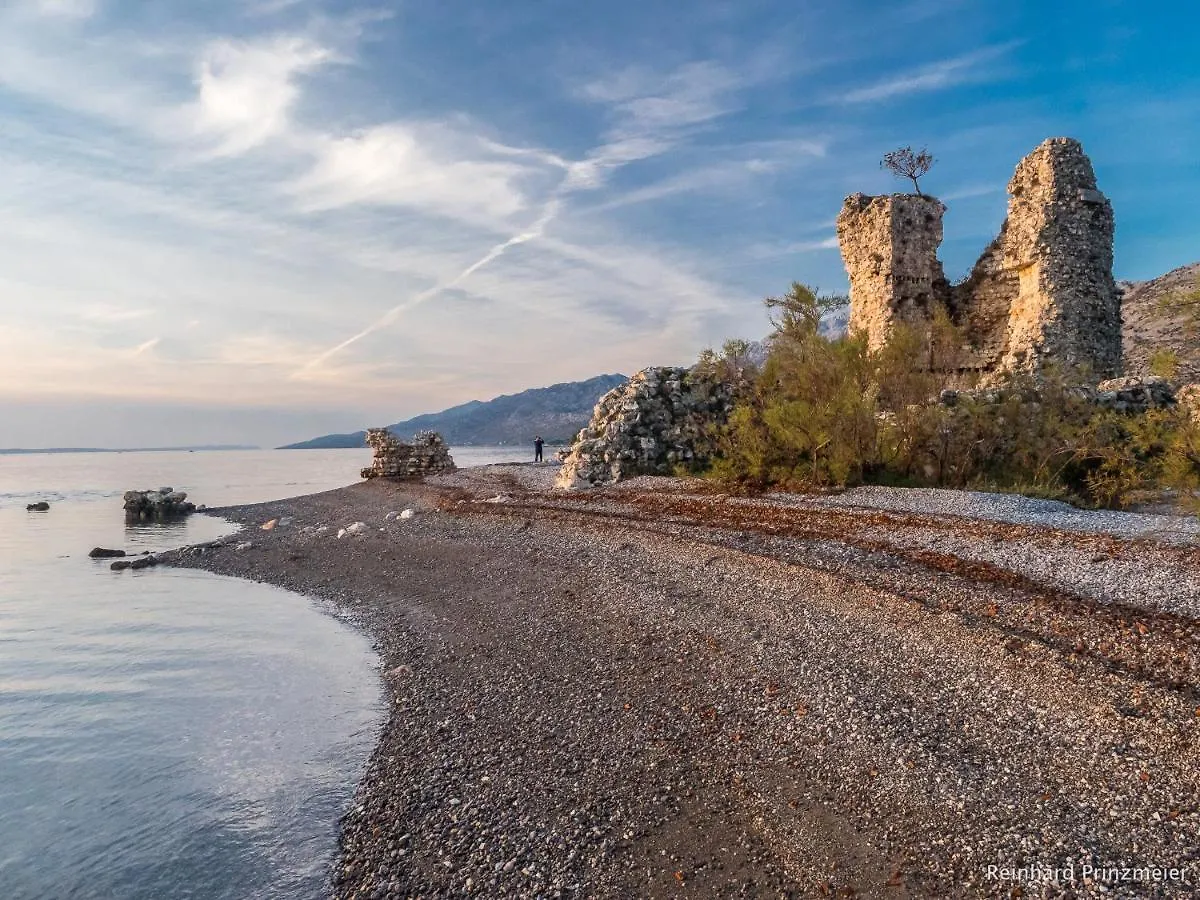 Ferienhaus Villa Kuca Za Odmor Jelena Starigrad Paklenica